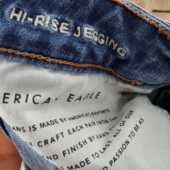 American Eagle  High Rise Jegging Distressed Medium Wash 12R - Picture 7 of 8
